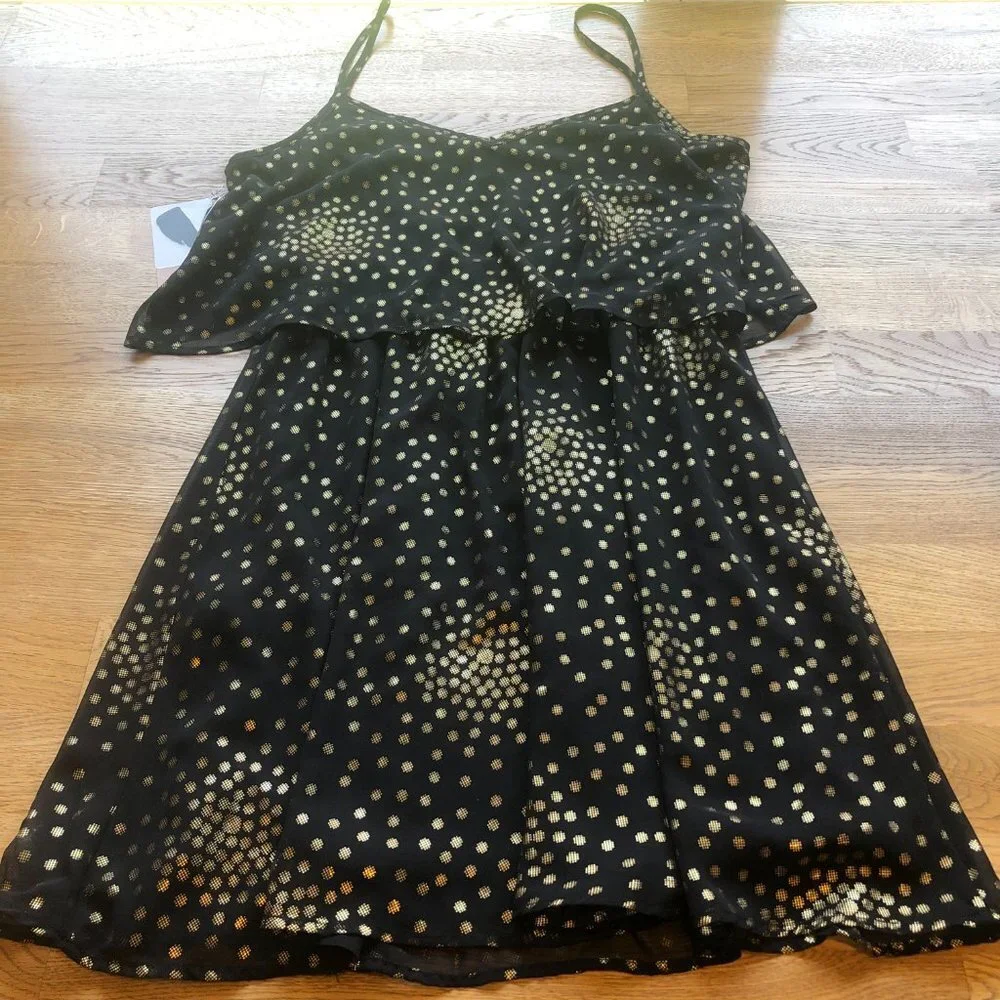 Forever 21 Black Gold Dress Medium NWT